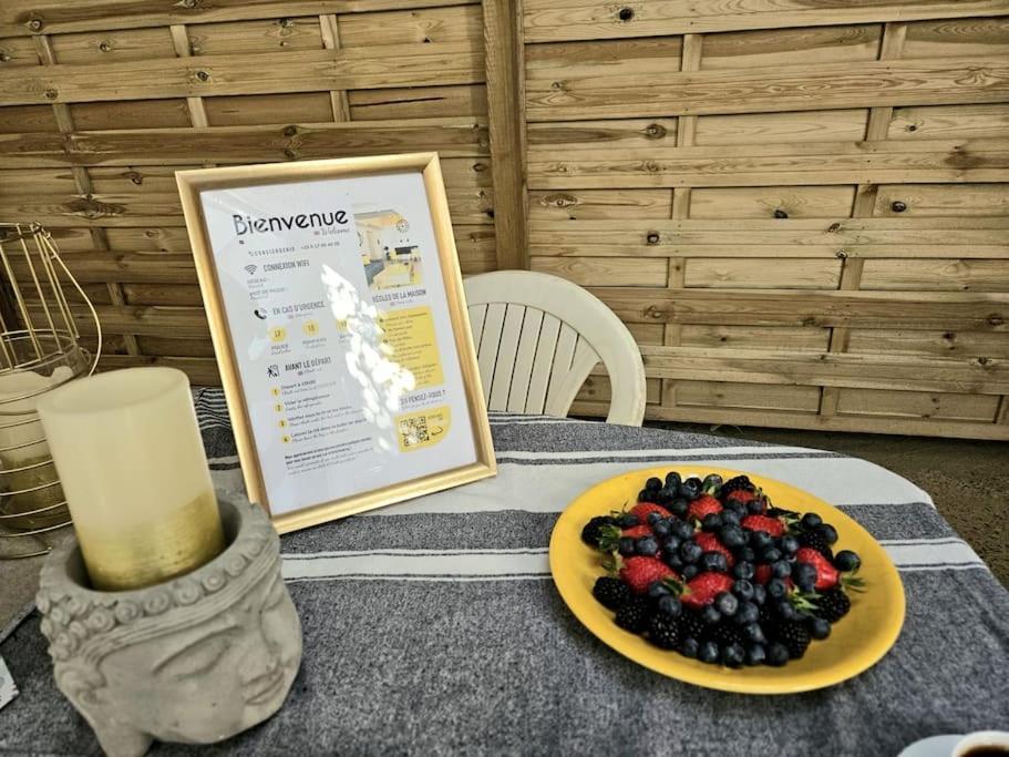 La Patio - Coeur De Ville - Clim Nîmes Kültér fotó